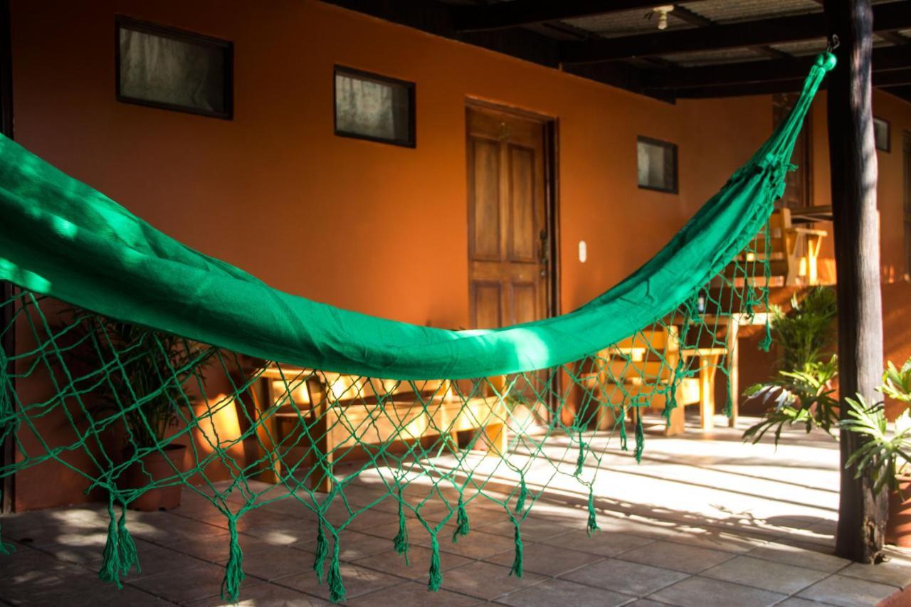 Tsunami Hostel Тамариндо Екстериор снимка