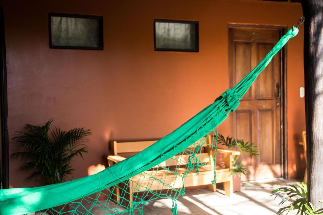 Tsunami Hostel Тамариндо Екстериор снимка